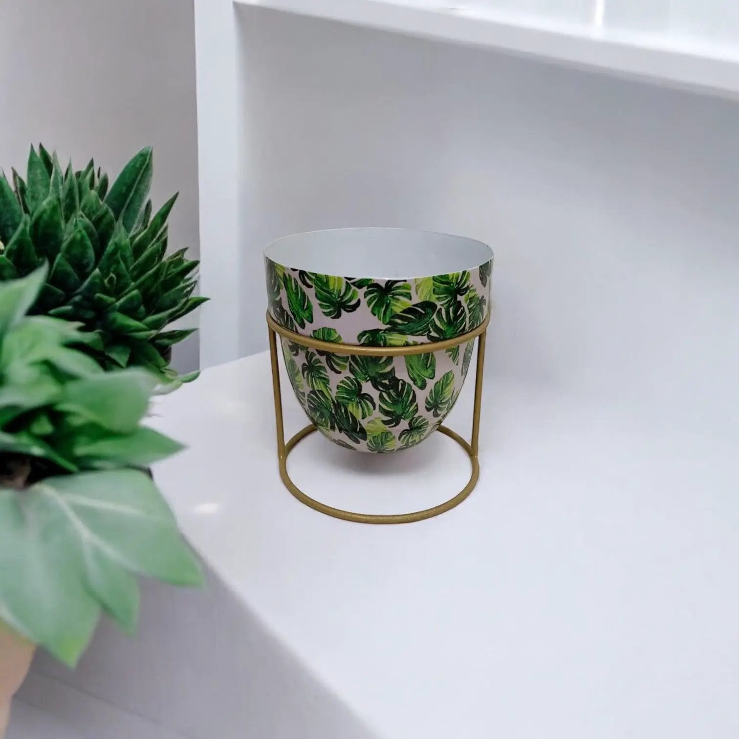 MSL 13CM PLANTER ON STAND - Planters