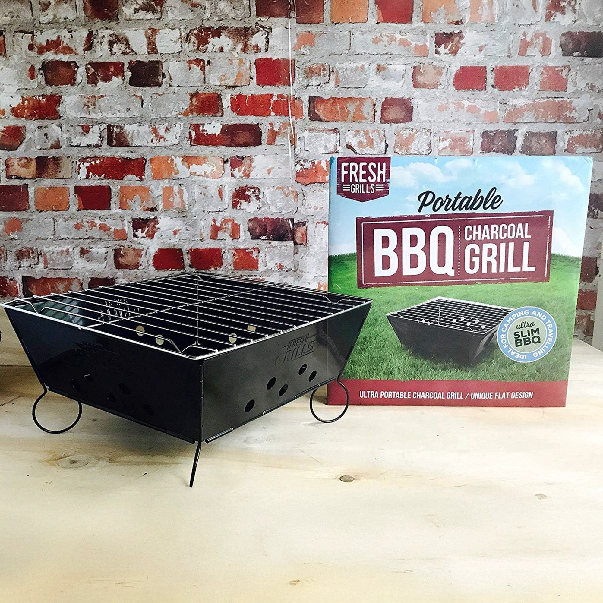 Monster Shop Portable BBQ with Applewood Wood Chips -
