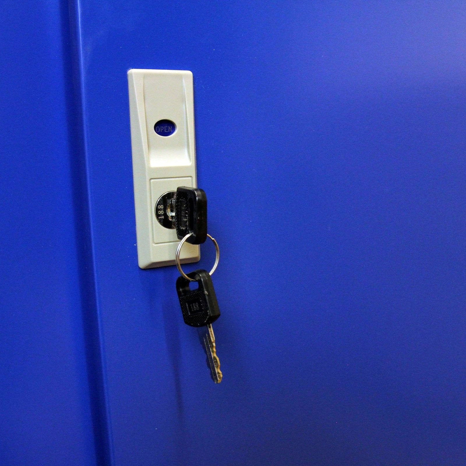 Monster Shop Cigarette & Vape Display Cabinet -