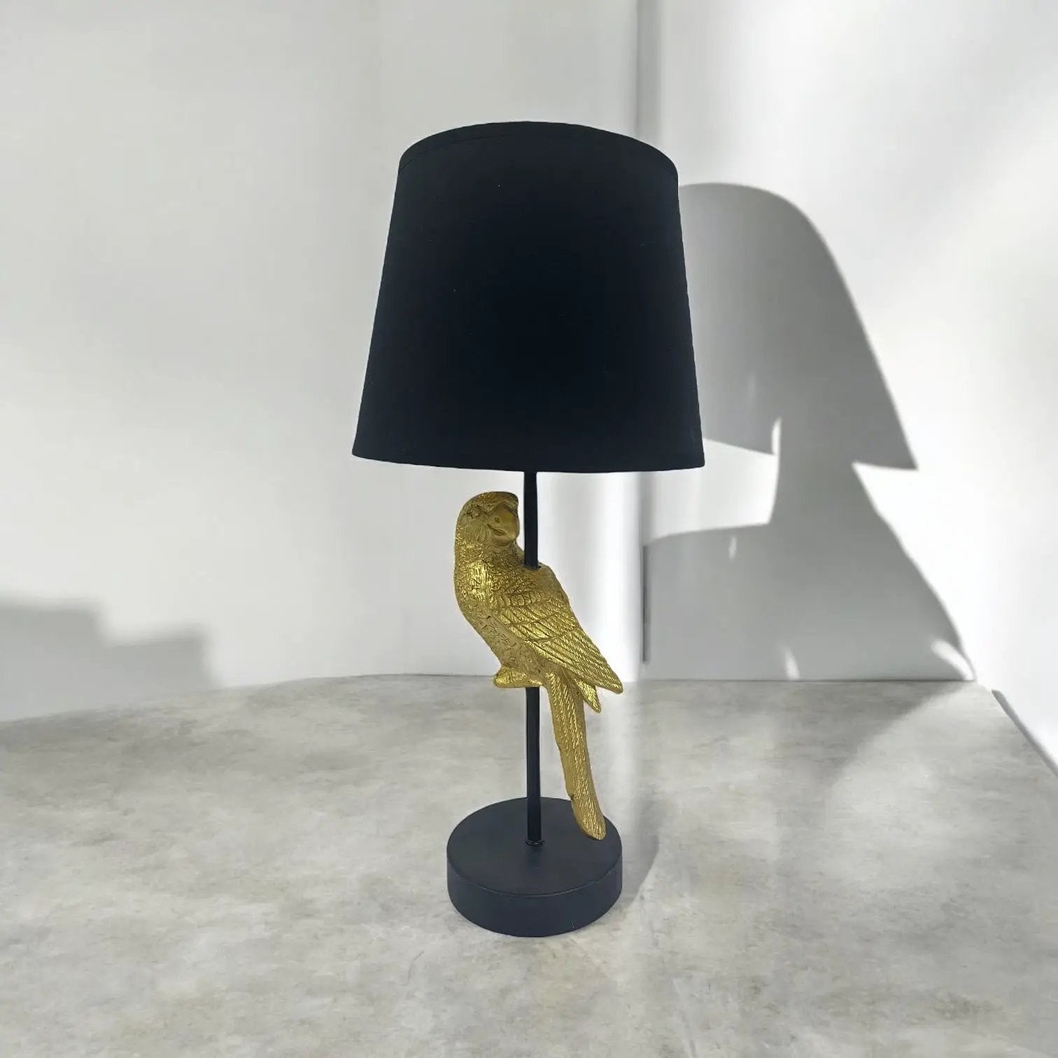 MSL 47X22X22M TABLE LAMP 9" BLACK SHADE - Lamp