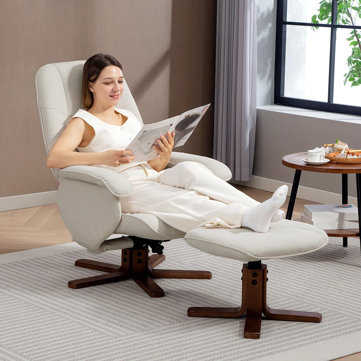 HOMCOM HOMCOM Swivel Recliner Chair Size M With Footstool For Rest - Recliner