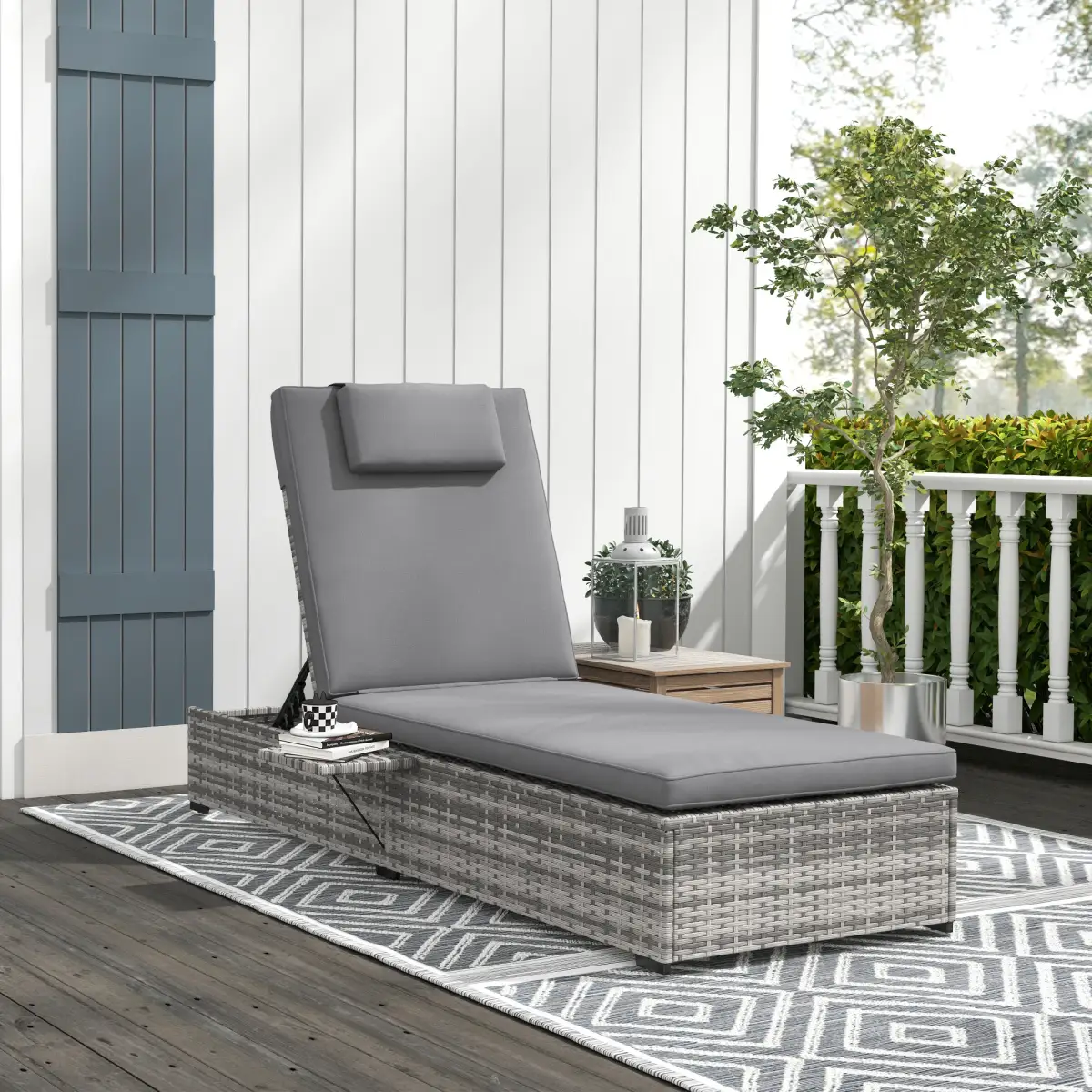 Outsunny Outsunny Rattan Lounger with Cushion, 5-Level Reclining Rattan Sun Lounger, Grey - Sun Lounger