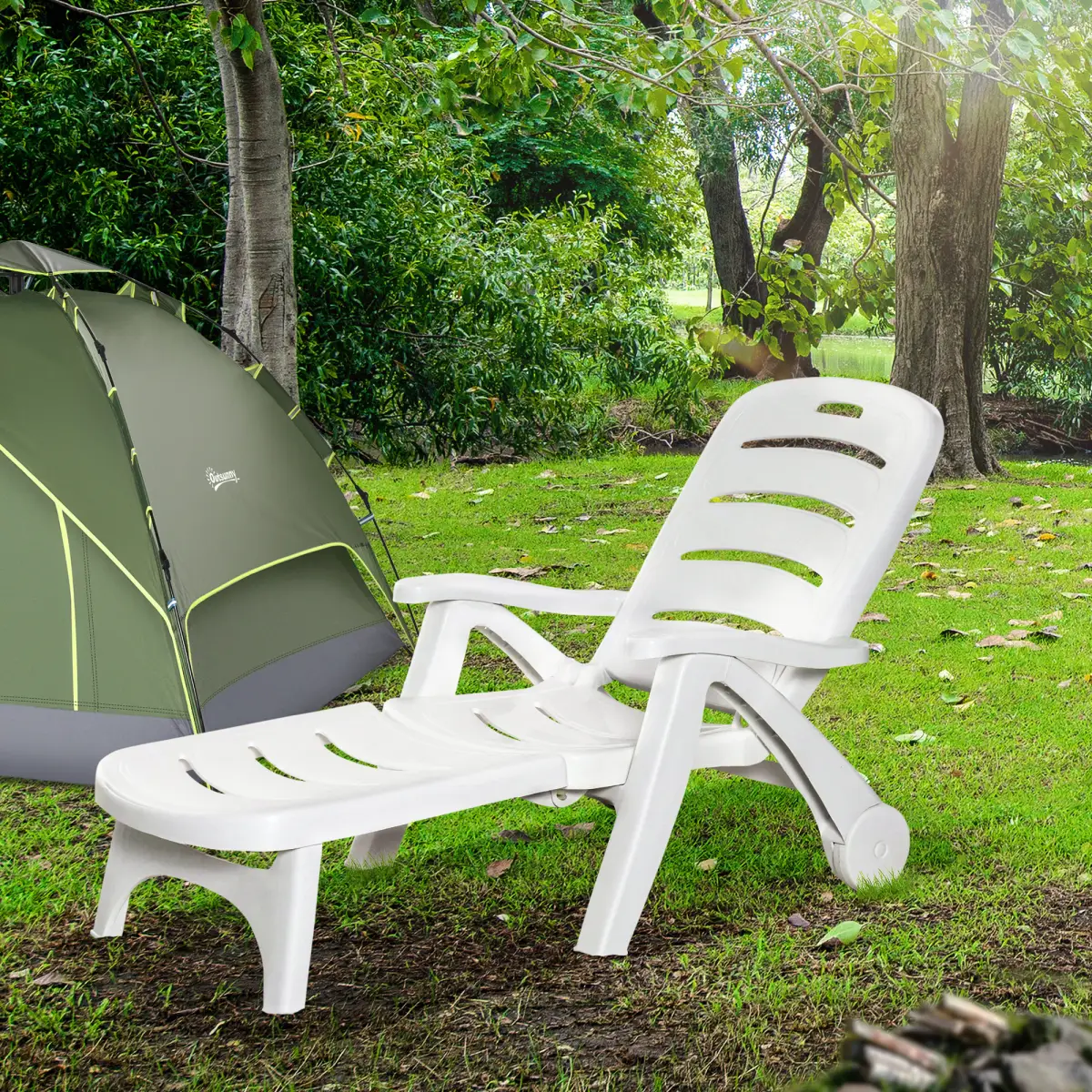 Outsunny Outsunny Patio Folding Lounge Chairs Recliners with Wheels & 5-Position Backrest - Sun Lounger