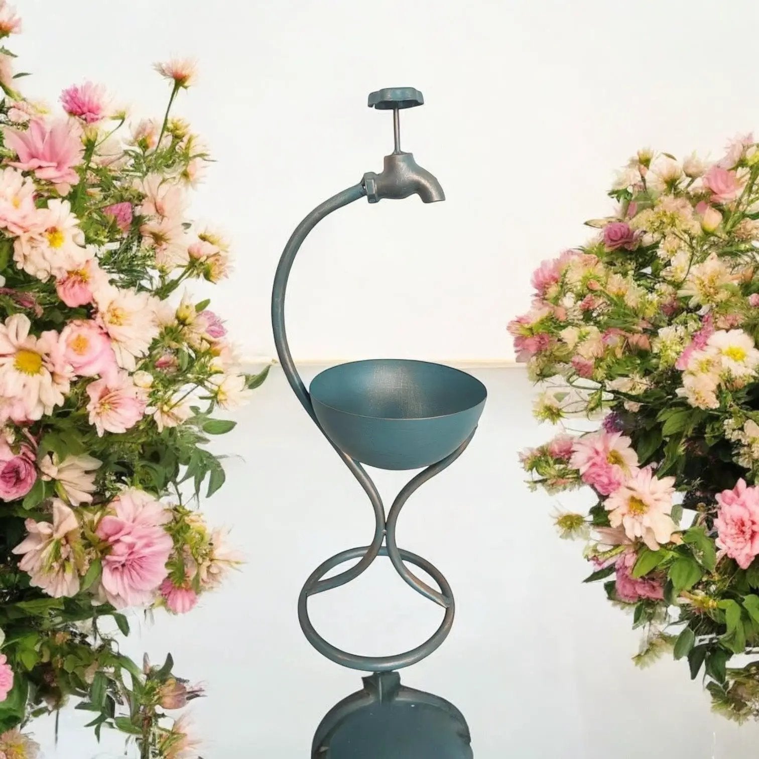 MSL 57CM BLUE METAL GARDEN PLANTER - Planters