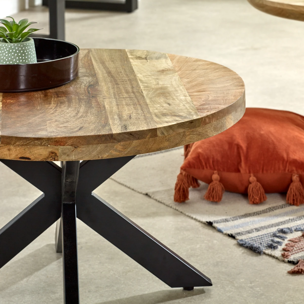 Indian Hub Surrey Mango Wood Coffee Table Metal Spider Legs - Coffee Table