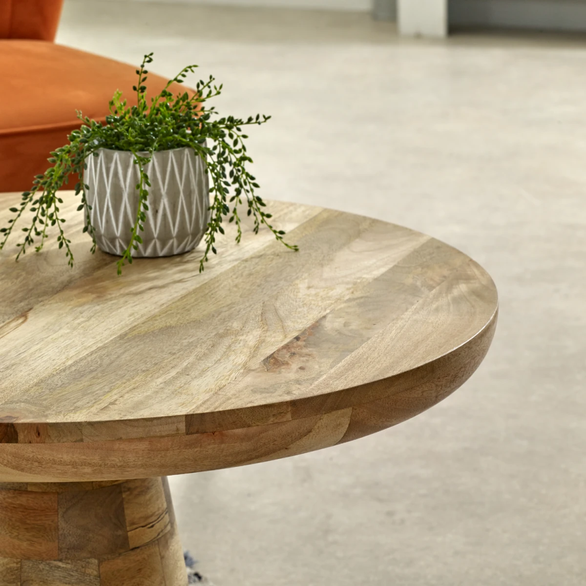 Indian Hub Surrey Mango Wood Round Table Eco Handmade Decor - Coffee Table