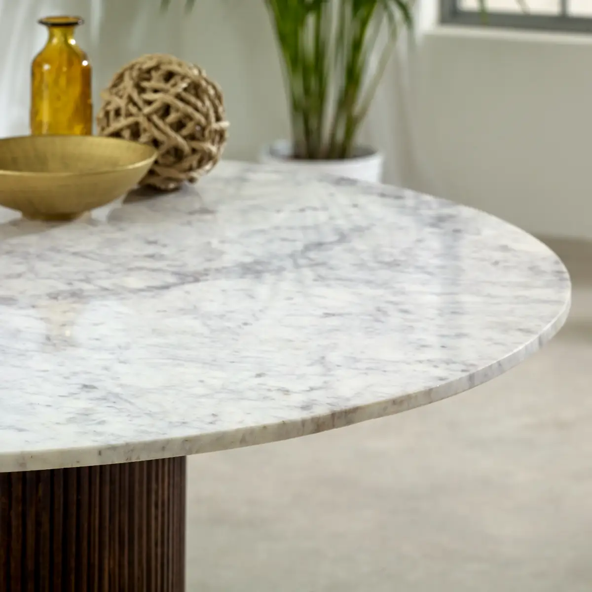 Indian Hub Opal Mango Wood Dining Table Round With Marble Top - Dining Table