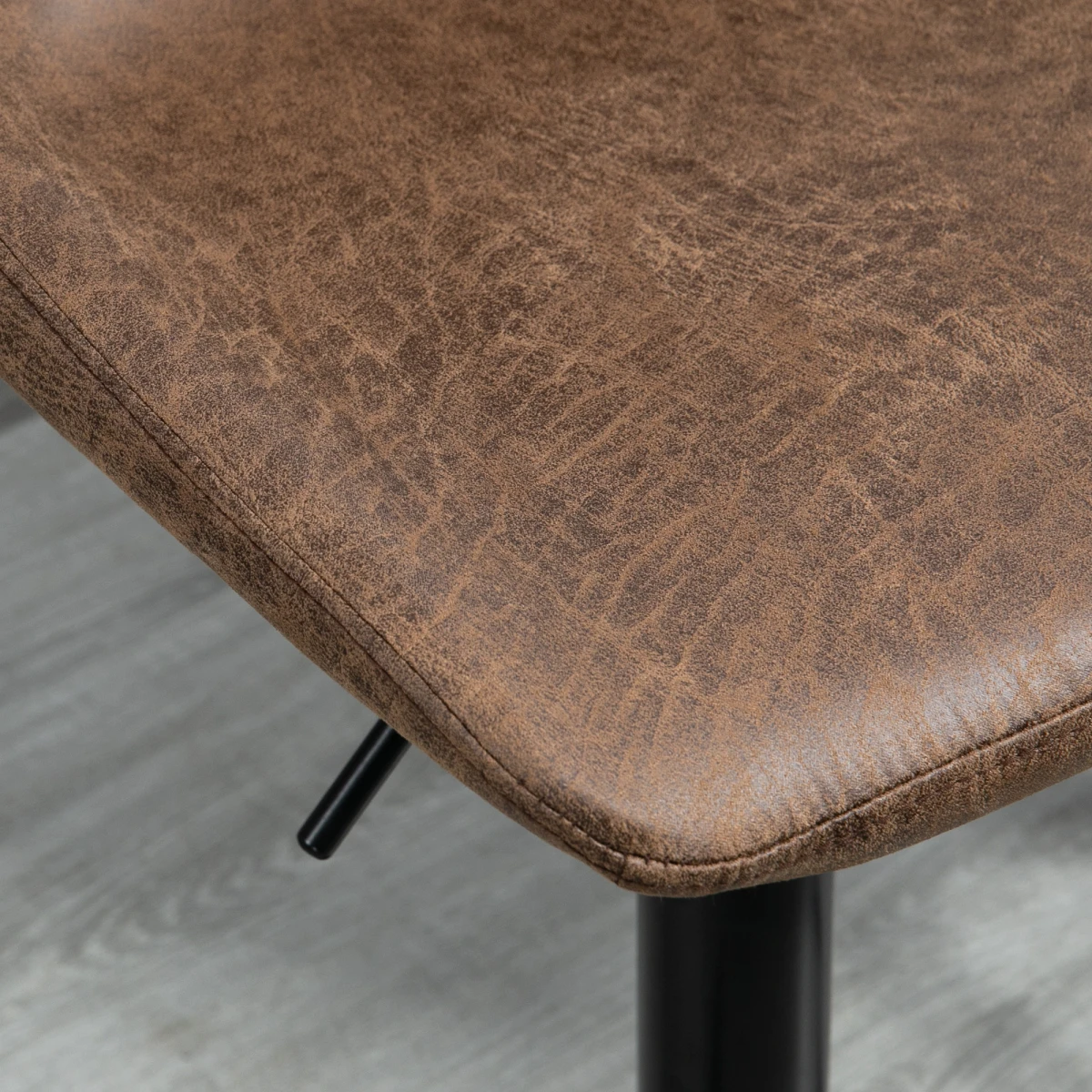 HOMCOM Set Of 2 Microfibre Retro Tub Bar Stools w/ Metal Frame Footrest Home Seat Brown -
