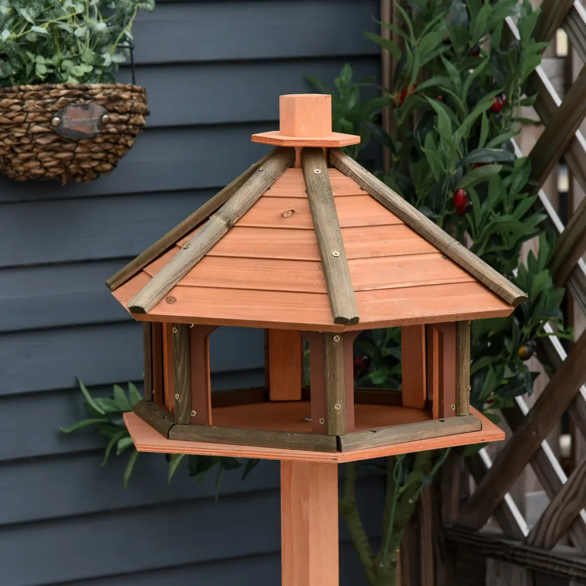 Pawhut Wooden Bird Feeder Wooden Bird Table Bird Feeder with Roof, Brown, 130cm - Bird Feeder