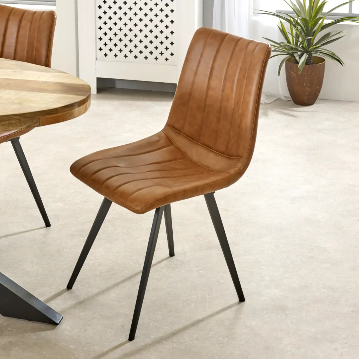 Indian Hub Surrey Solid Wood & Metal Oval Dining Table 6-8 Seater - Dining Table