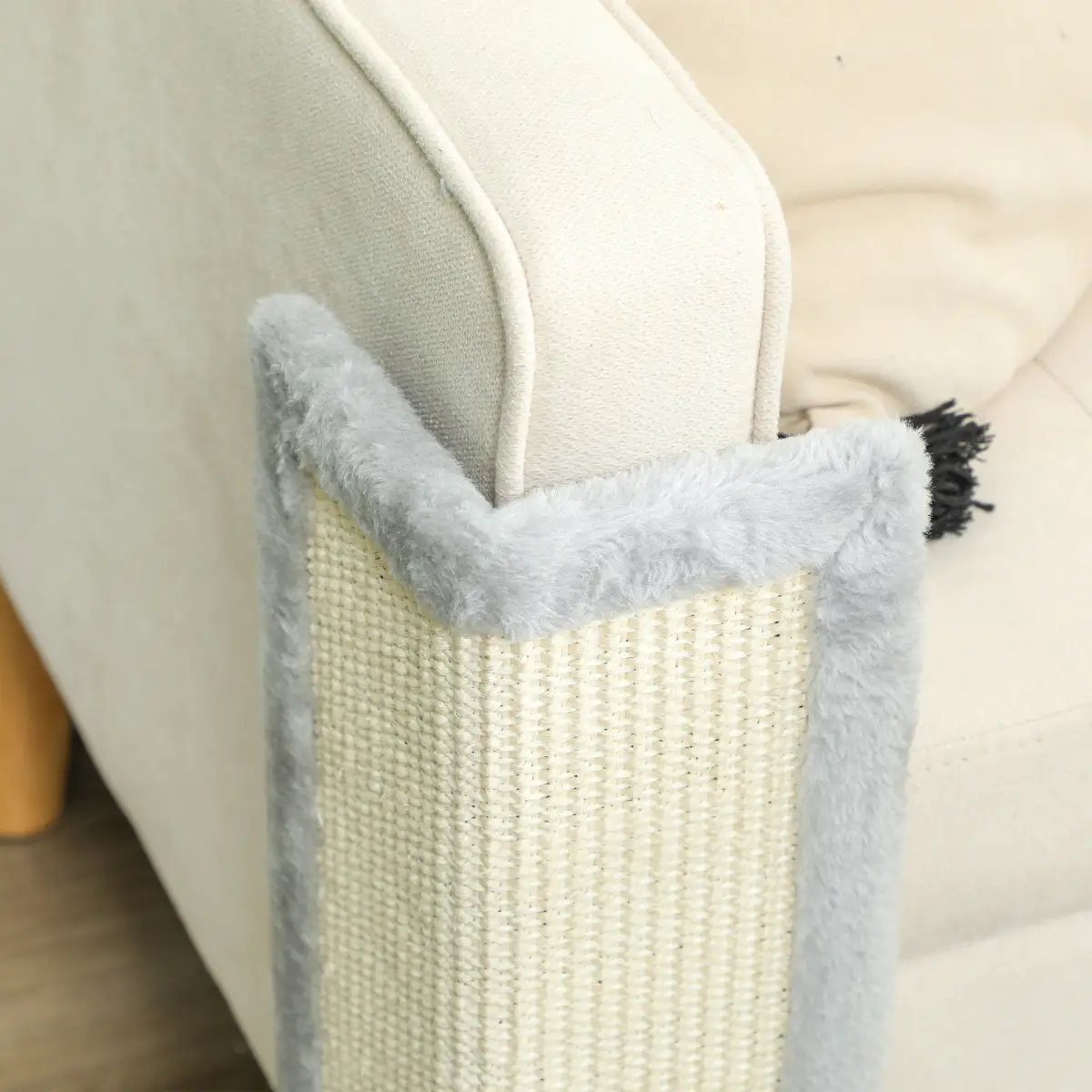 PawHut PawHut 56cm Corner Cat Scratching Post with Sisal Scratching Pad, Grey - Cat Tree