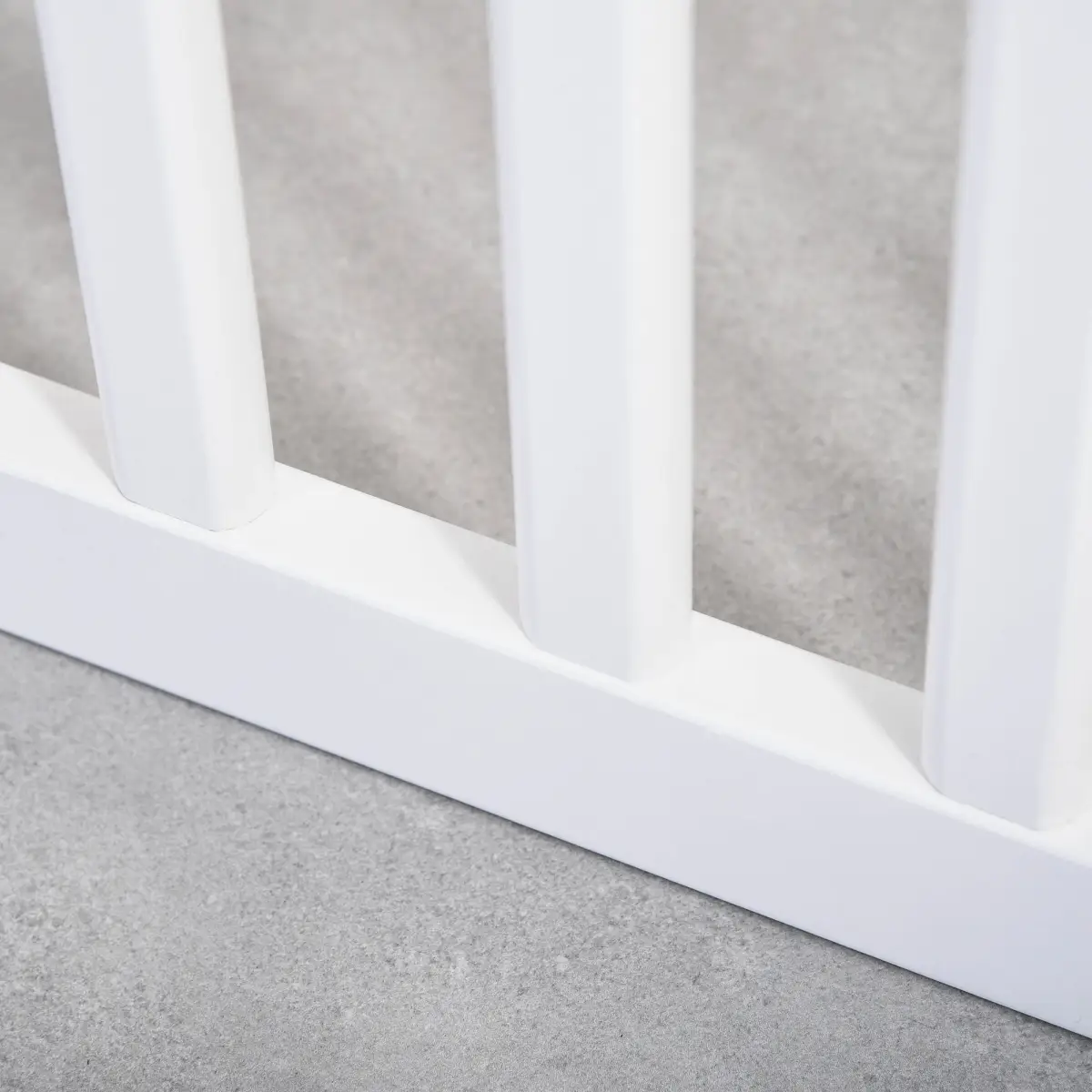 Pawhut Pet Gate Foldable Freestanding Dog Safety Barrier w/ Support Feet White - Pet Gate