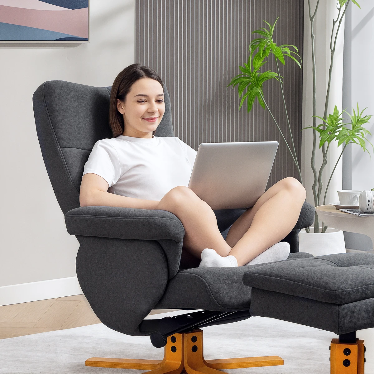 HOMCOM Linen Recliner Chair Wood Base 145 Degree Living Room by HOMCOM