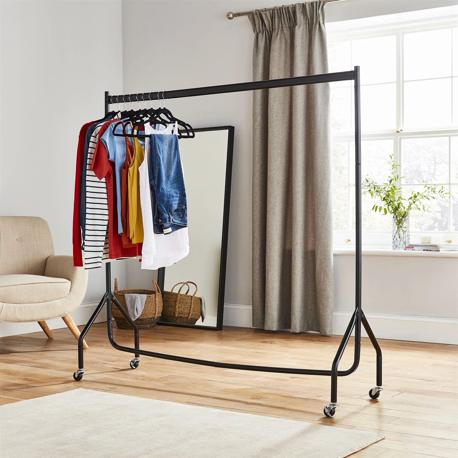 Superior Heavy Duty Clothes Rail 5ft x 5ft Pop Clip Home Use by Direct Online Houseware