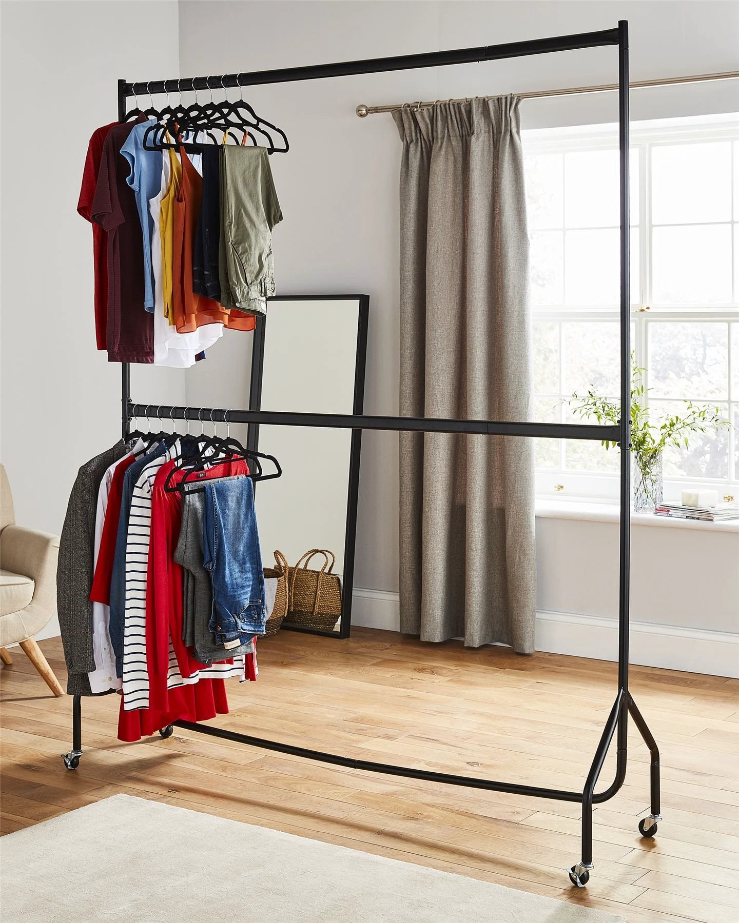 Quality Clothes Rail Two Tier Heavy Duty With Clip Home Use by Unbranded