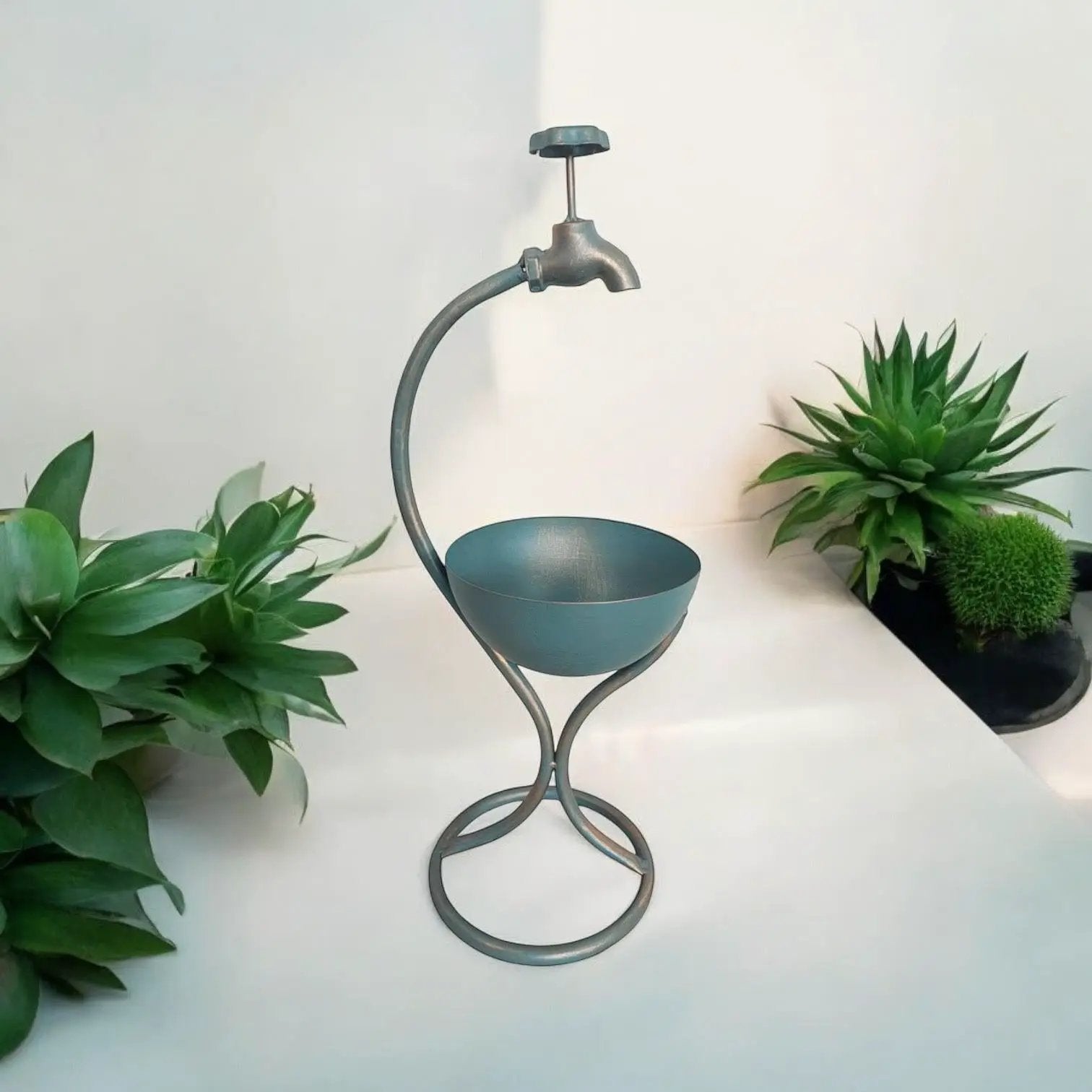 MSL 57CM BLUE METAL GARDEN PLANTER - Planters