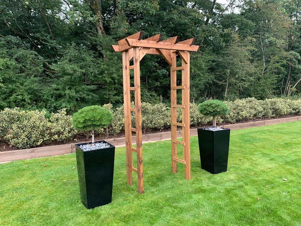 Devonshire Garden Arch by Charles Taylor Trading