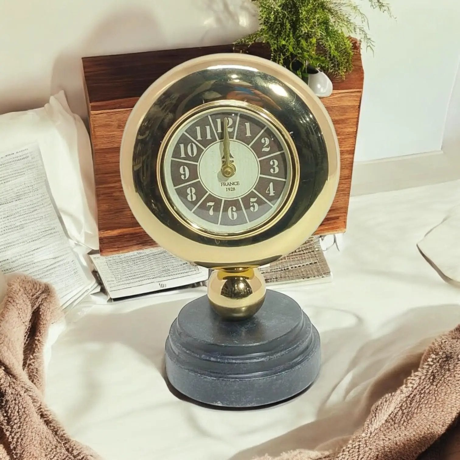 MSL TABLE CLOCK - Clock