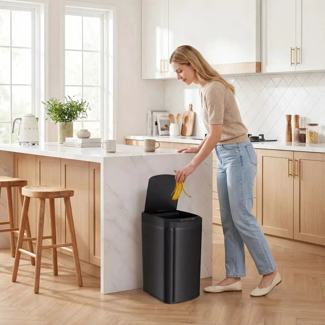 HOMCOM 12L Sensor Bin, Automatic Touchless Motion Sensor Kitchen Bin with Fingerprint Resistant Stainless Steel, Black - from HOMCOM