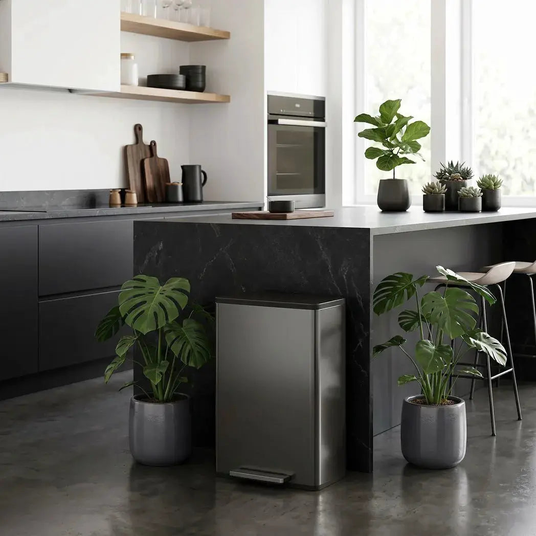 HOMCOM 45L Kitchen Bin, Pedal Bin with Soft-Close and Stay-Open Lid, Removable Inner Bucket, Odor Control for Kitchen, Office - from HOMCOM