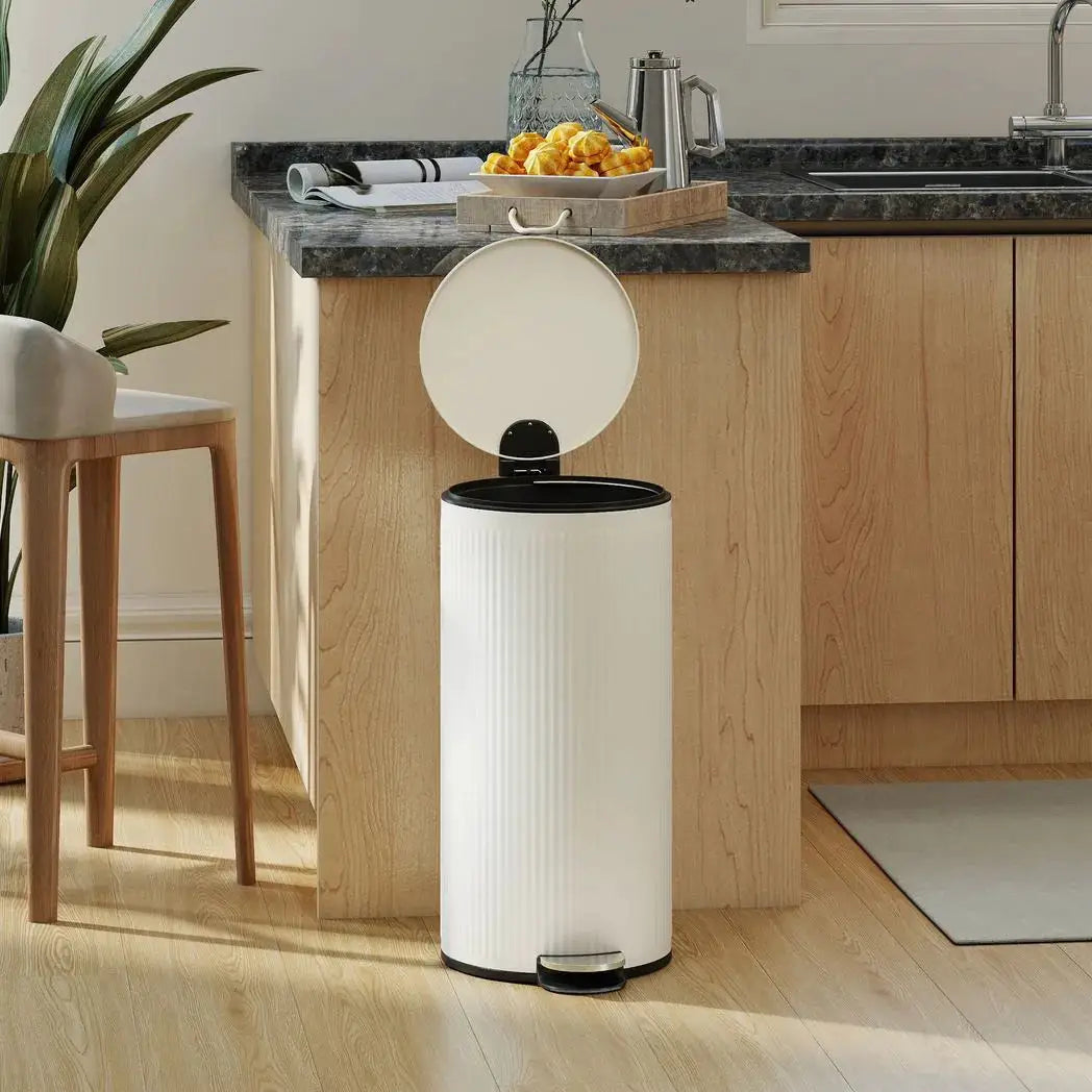 HOMCOM Kitchen Bin, 30 Litre Pedal Rubbish Bin with Removable Bucket, Cream - from HOMCOM