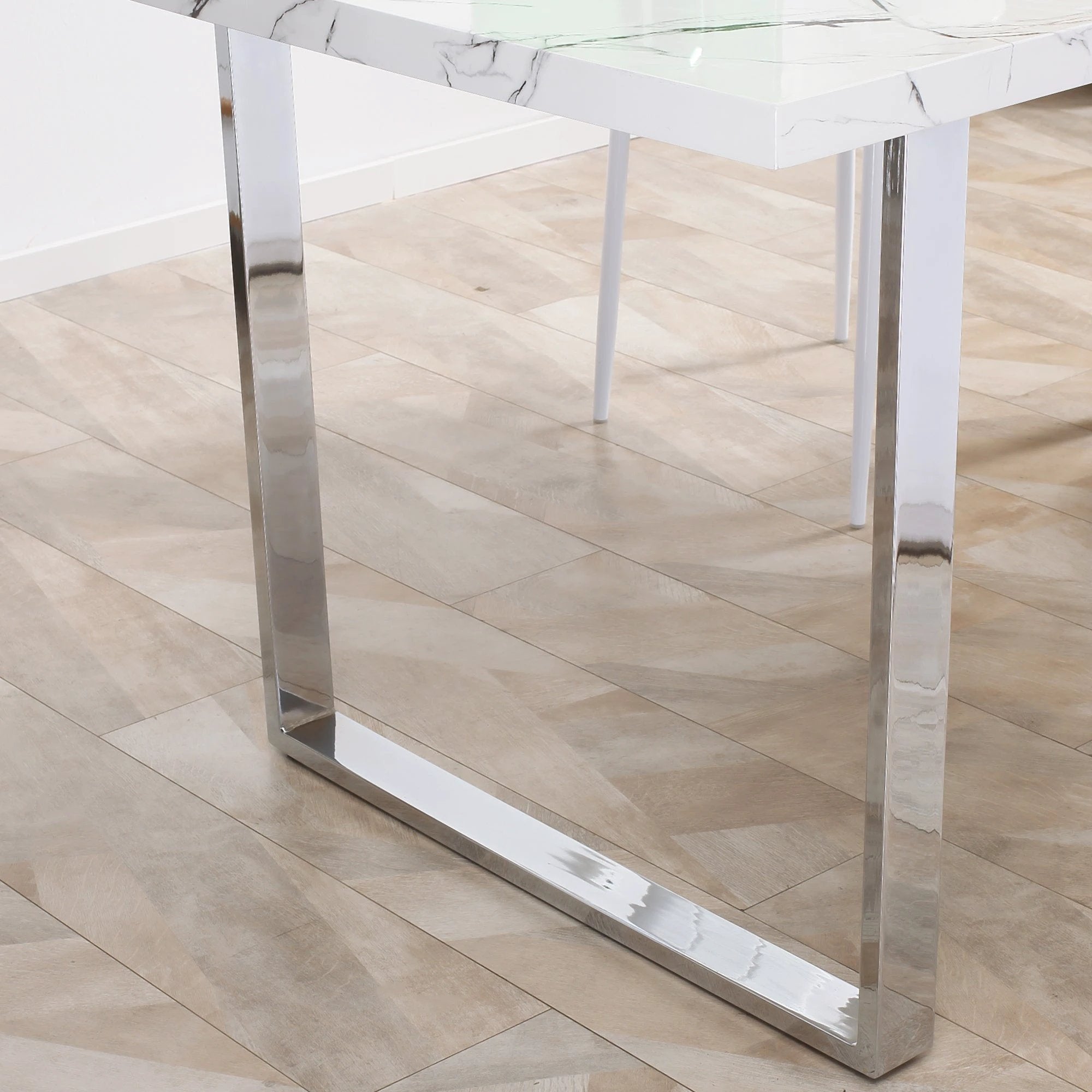 HOMCOM 160 cm Rectangular Dining Table Kitchen Table for 6-8 People - Dining Table