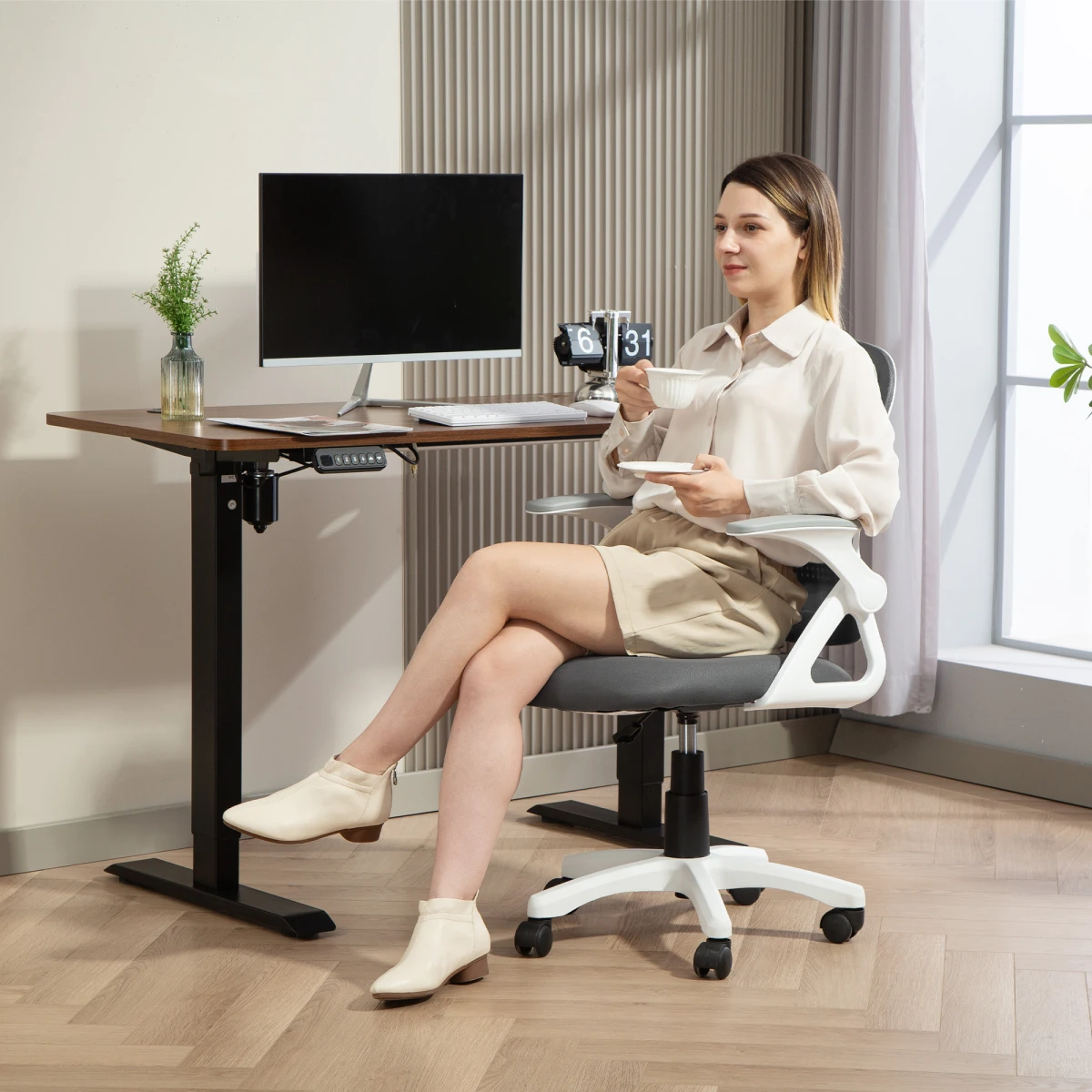 N/A MeshPro Office Chair 16in Mesh Back Home - Office Chair