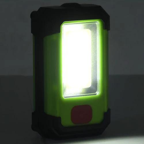 vidaXL Portable Solar Powered LED Spotlight 7 W Cold White - Spotlight