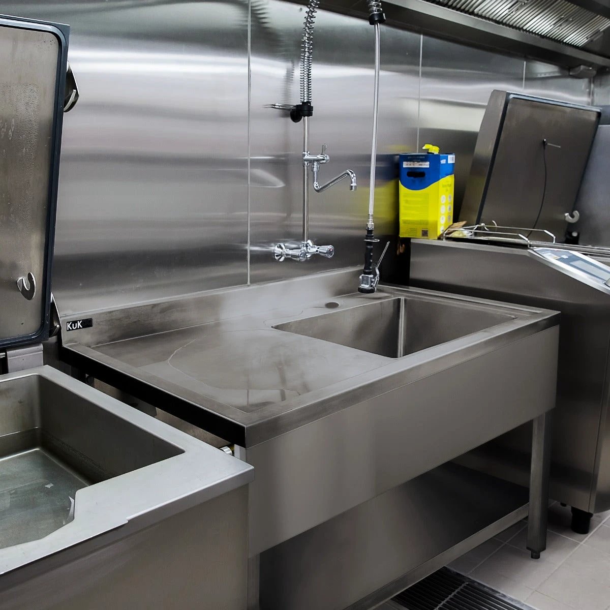 Monster Shop KuKoo Stainless Steel Catering Sink - Left Hand Drainer -