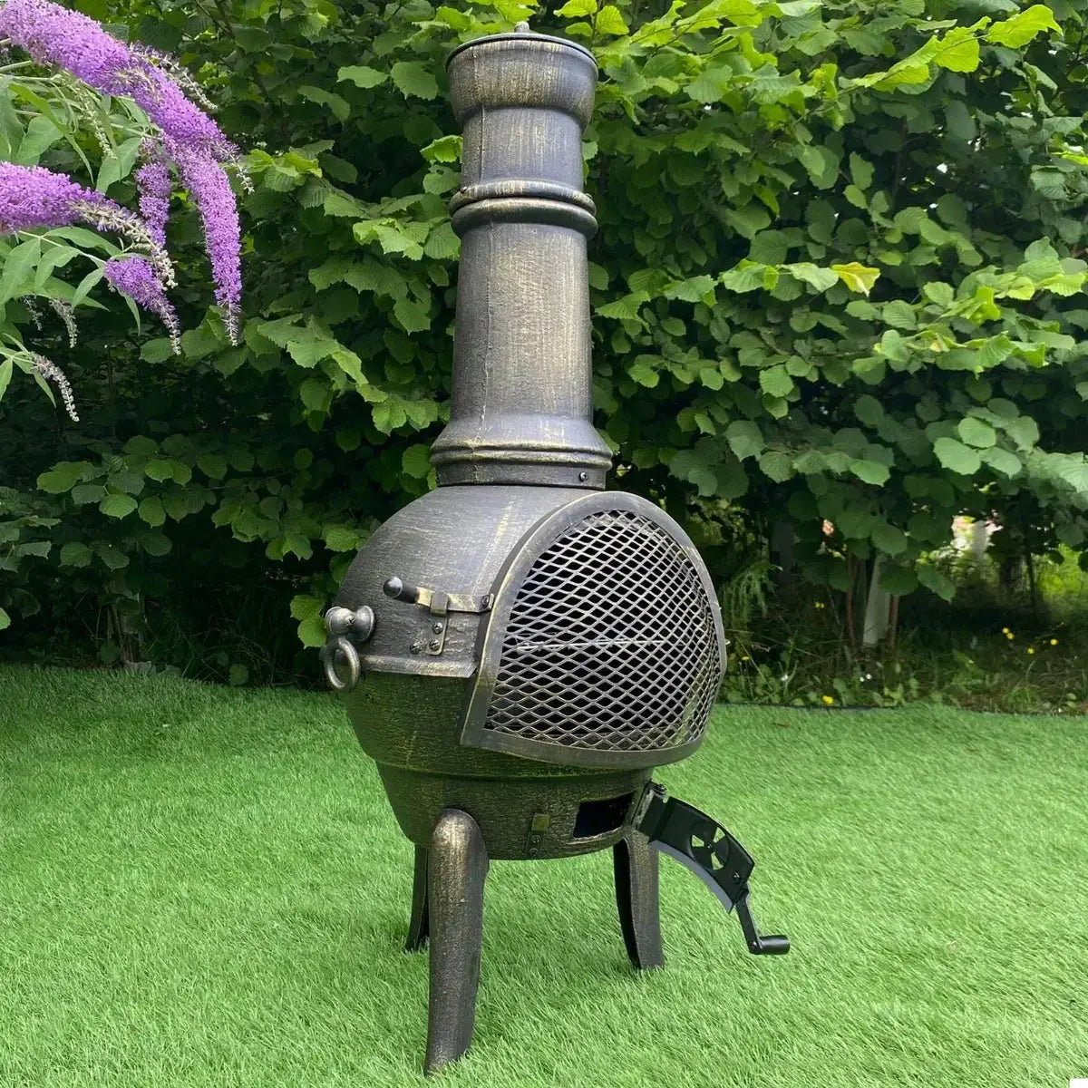 Monster Shop Cast Iron Chimenea & Union Jack Bunting -