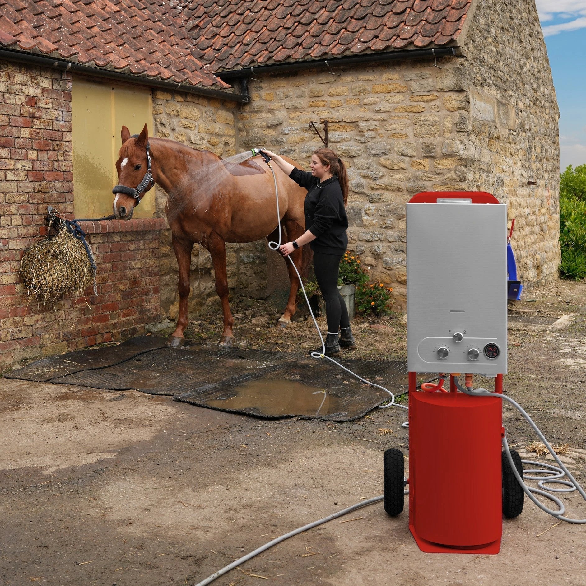 Deluxe Portable Horse Shower - Red by Monster Shop