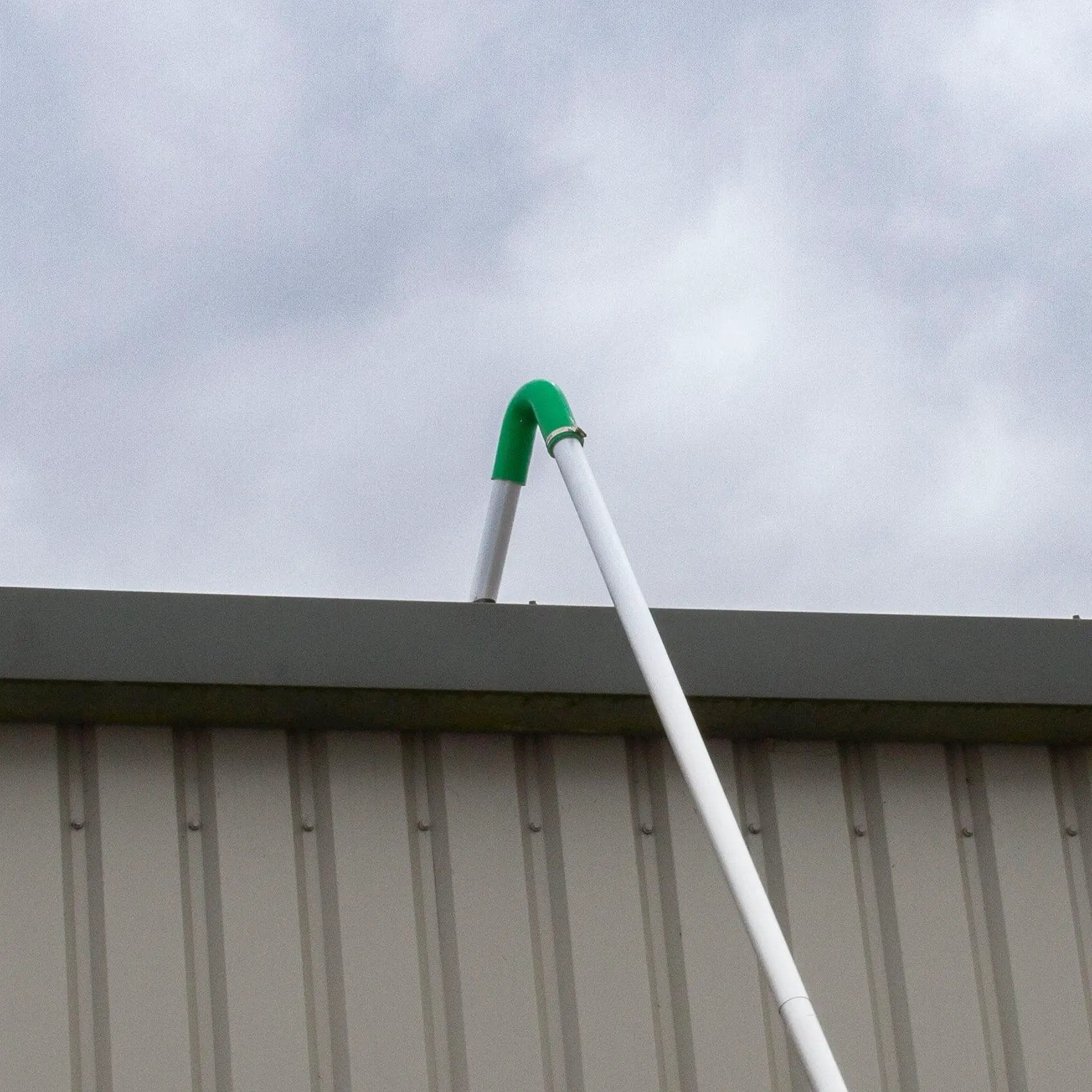 Monster Shop Gutter Vacuum Poles & 60L Wet & Dry Vacuum -
