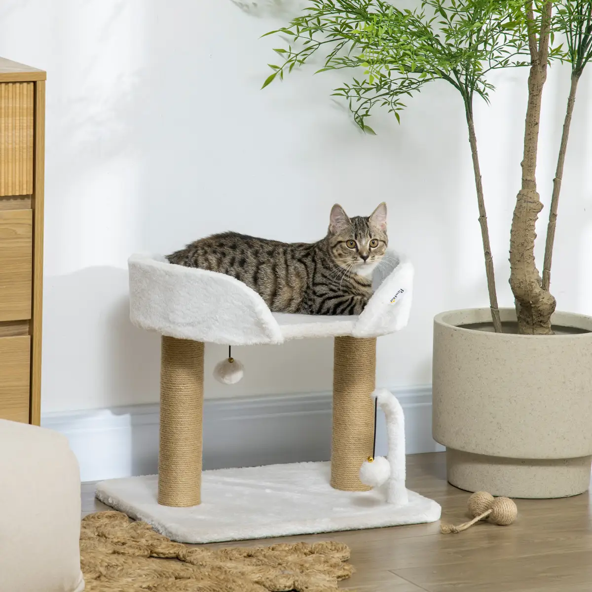 42cm Indoor Cat Tree Kitty Play Tower w/ Toy Balls, Jute Scratching Post - Cat Tree