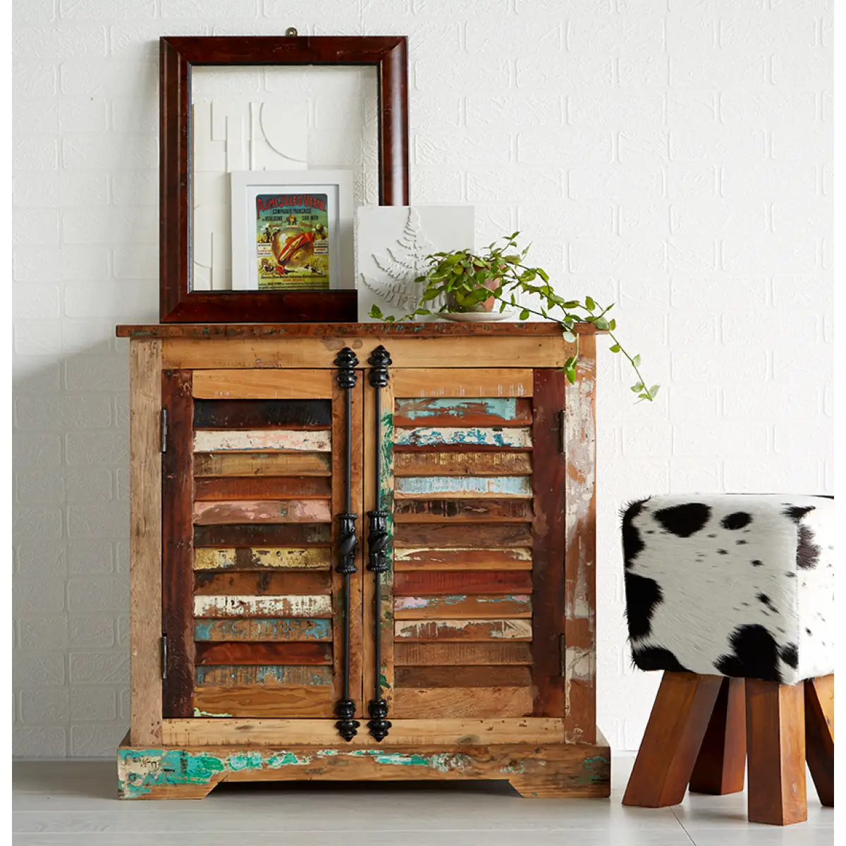 Indian Hub Coastal 2 Door Sideboard - Sideboard