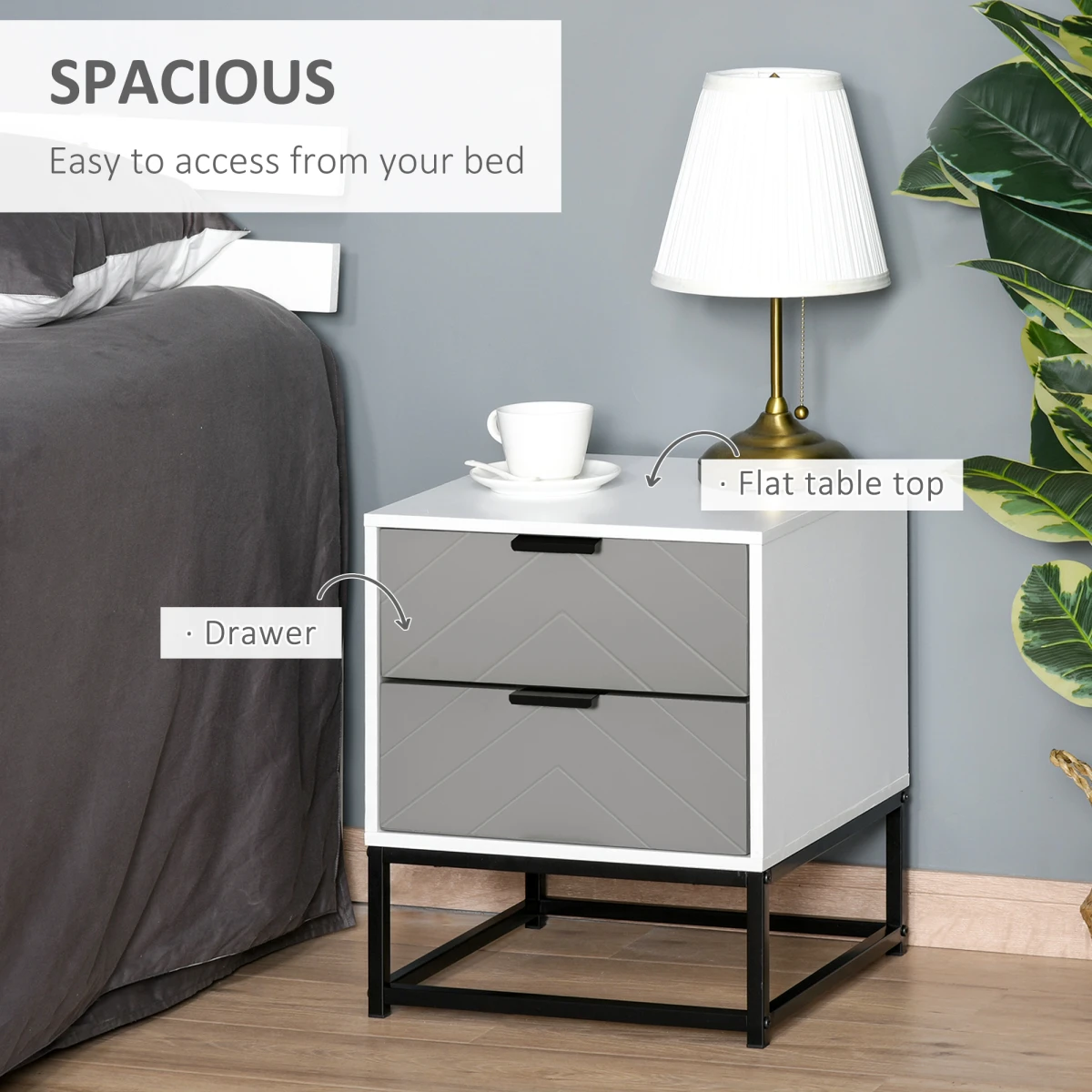HOMCOM Premium Bedside Cabinet Compact With Chevron Pattern Drawers And Metal Base For Bedroom Storage - Bedside Table