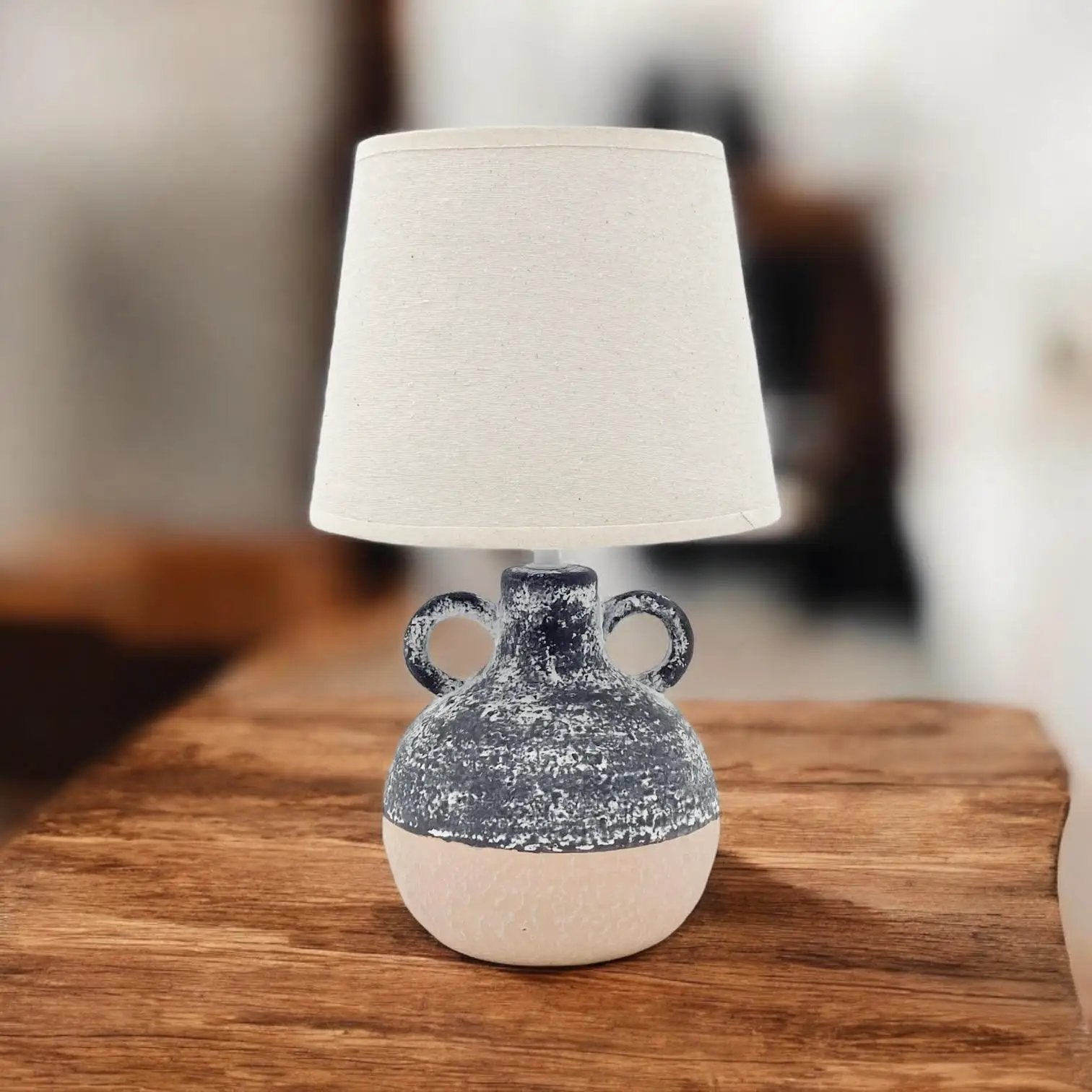 MSL 38X22X22CM TABLE LAMP 9" SHADE - Lamp