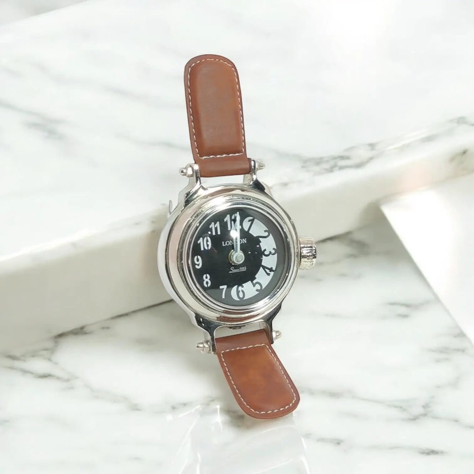 MSL TABLE CLOCK - Clock