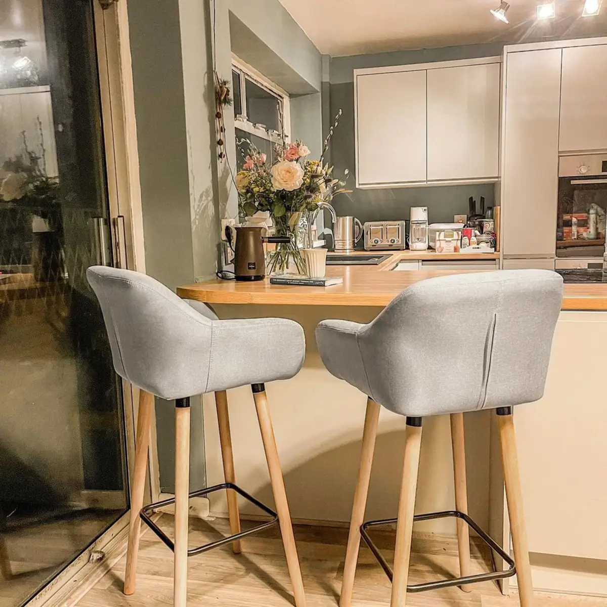 HOMCOM 2 PCs Modern Upholstered Fabric Bucket Seat Bar Stools w/ Solid Wood Legs Beige - Bar Stool