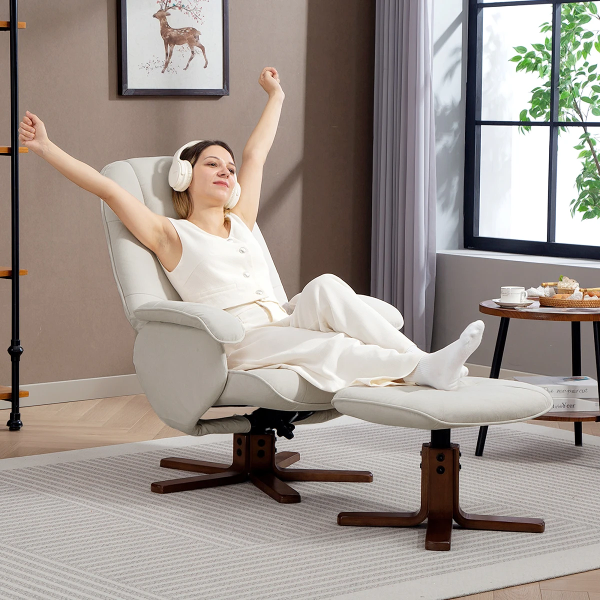 HOMCOM HOMCOM Swivel Recliner Chair Size M With Footstool For Rest - Recliner
