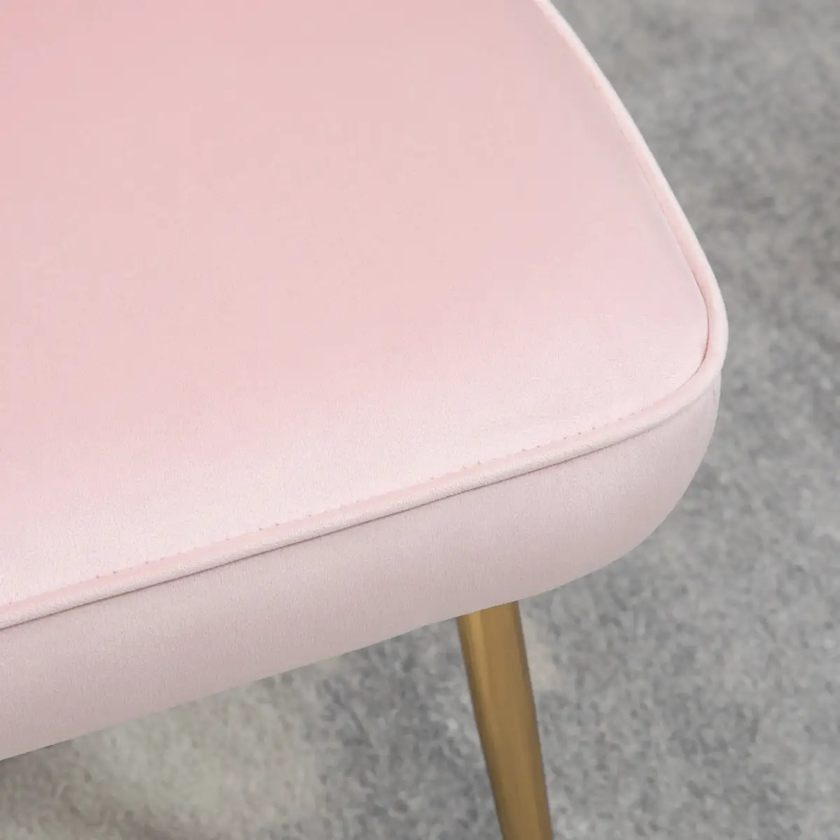 HOMCOM Velvet-Feel Shell Luxe Accent Chair Home Bedroom Lounge with Metal Legs Pink - Accent Chair