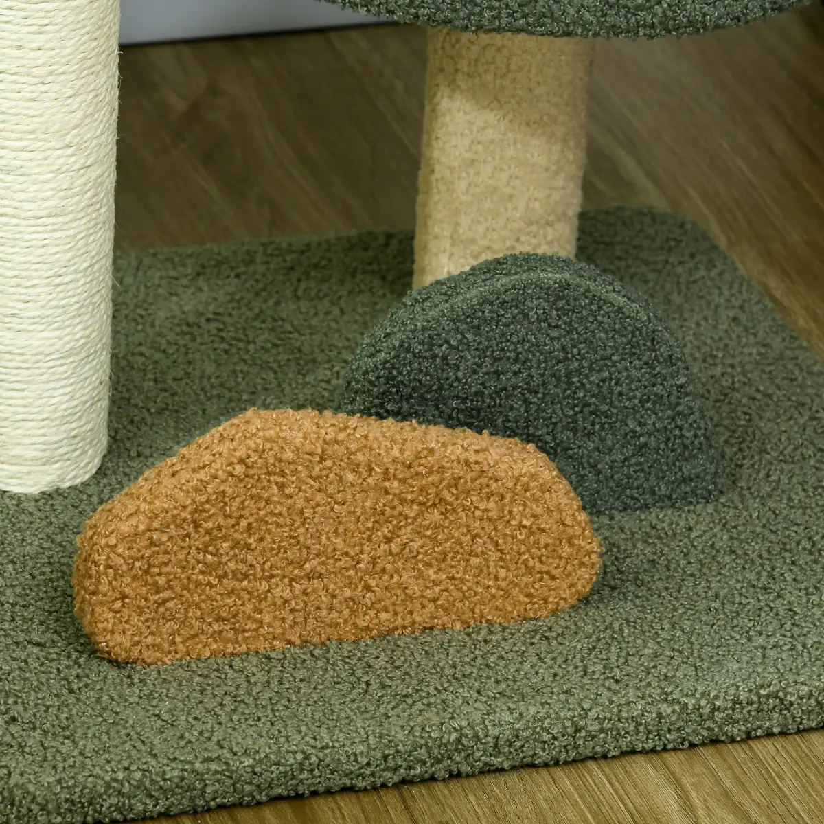 PawHut 52cm Cat Tree for Indoor Cats, Scratching Posts with Two Bed, Toy Ball - Cat Tree