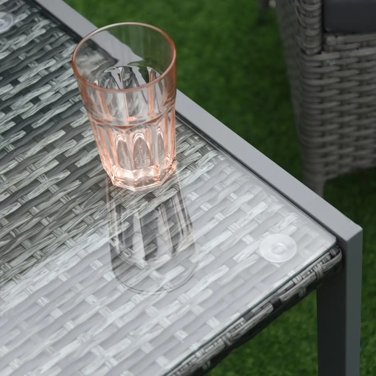 Outsunny Rattan End Table Side Coffee Desk Outdoor Patio Garden Furniture - Desk