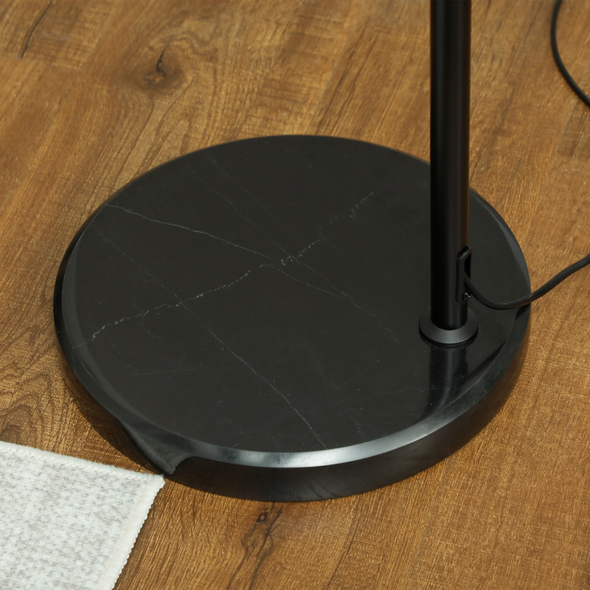 HOMCOM Standing Floor Lamp with Foot Switch for Living Room by HOMCOM