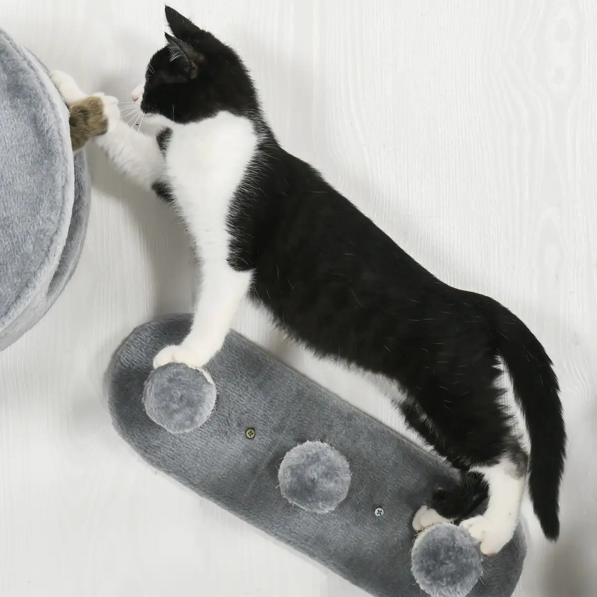 PawHut Four-Piece Wall-Mounted Cat Tree with Platforms, Steps, Perch, Cat House - Grey - Cat Tree
