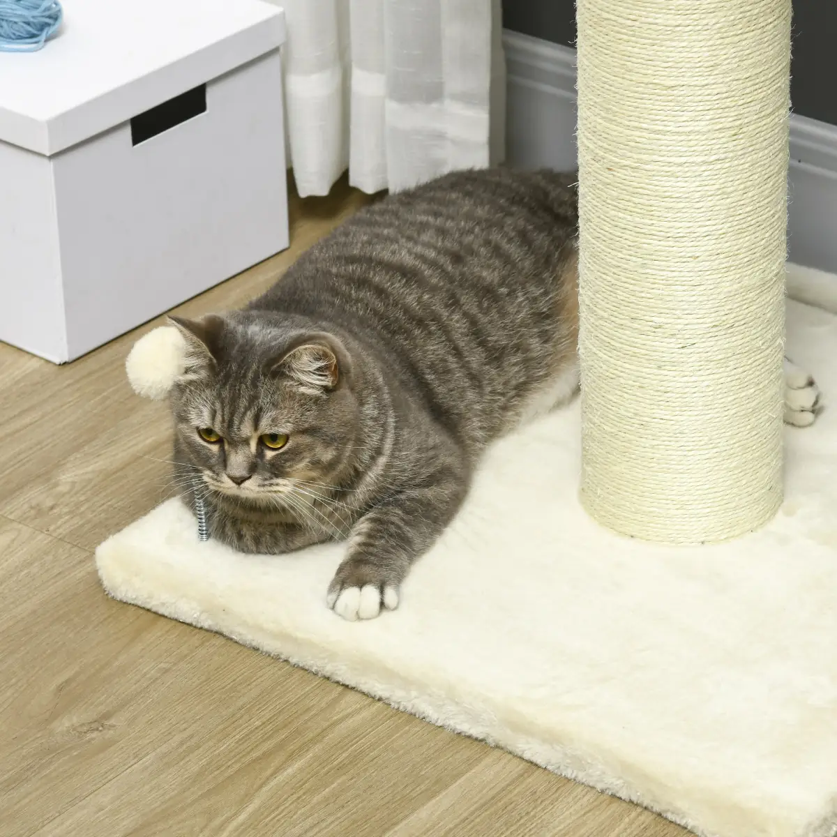 PawHut Cat Tree for Indoor Cats w/ Sisal Scratching Post, Spacious Kitten Bed - Cream - Cat Tree