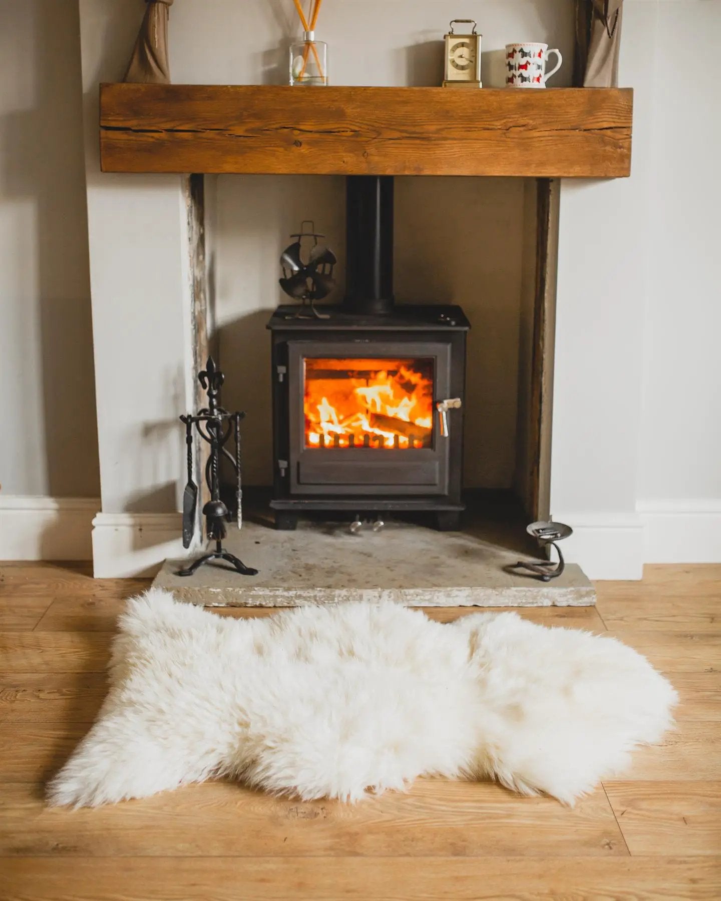 Nordvek Natural Sheepskin Rug Single Pelt - Natural Ivory & Cream Colouring - Rug