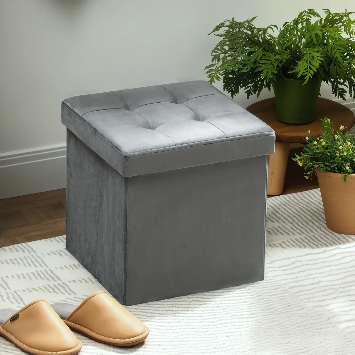 HOMCOM HOMCOM Foldable Velvet-Feel Storage Ottoman, 38 x 38 x 38 cm, Grey - Footstool