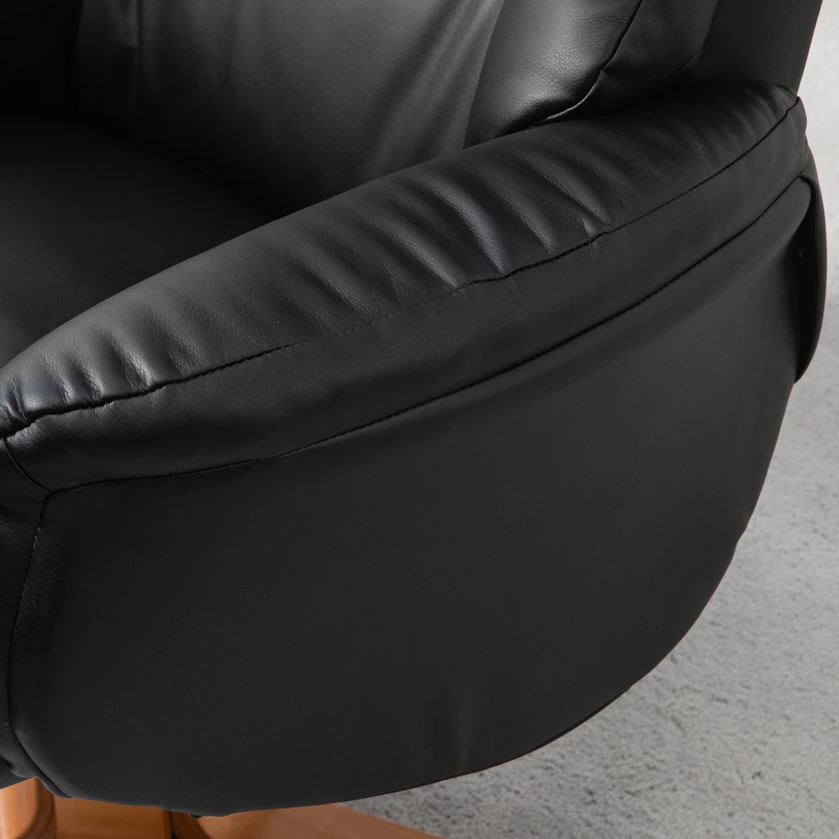 HOMCOM Recliner Armchair Full-Size 135 Degree Recline With Ottoman PU Leather For Home Comfort by HOMCOM