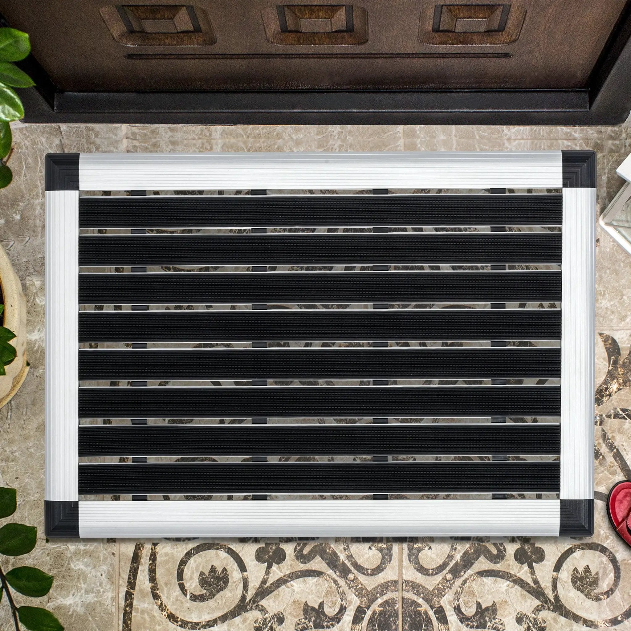 Floortex® Doortex® Alumat Outdoor Entrance Mat, Black - 40 x 60cm - Rug