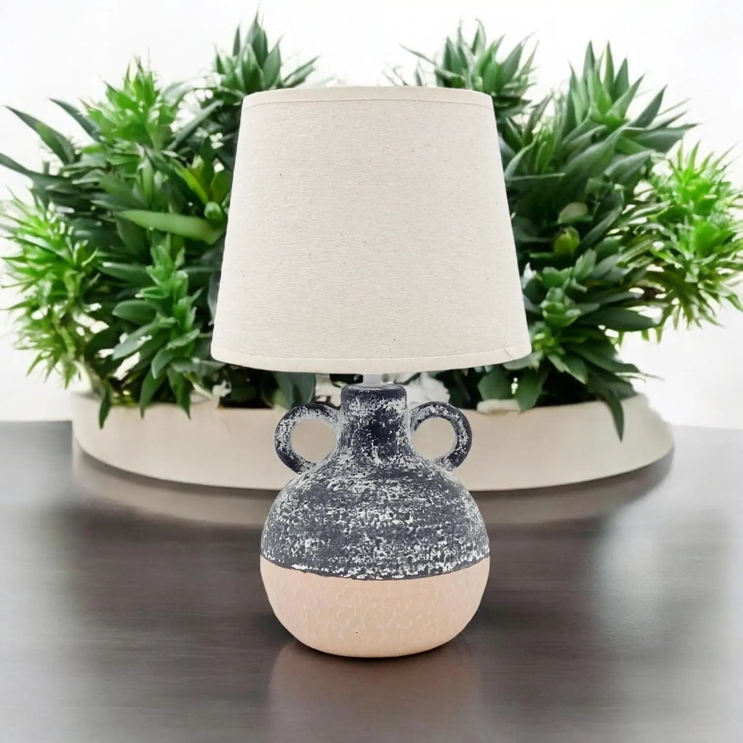 MSL 38X22X22CM TABLE LAMP 9" SHADE - Lamp